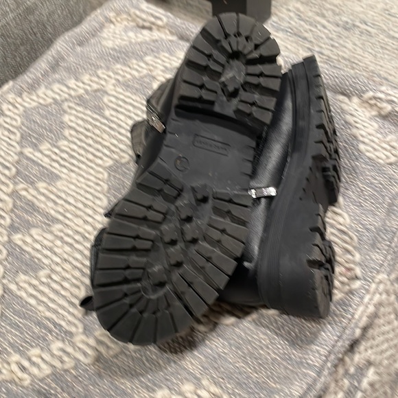 Marc Fisher size 7 black boots - Picture 6 of 7